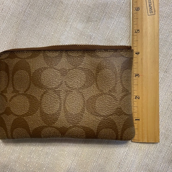 Coach Signature Wristlet - Picture 4 of 6
